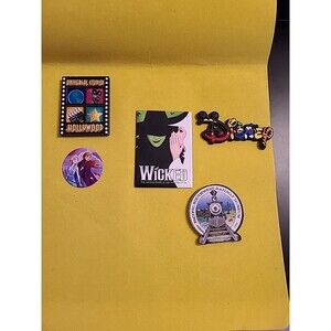 Disney Mickey Mouse Donald Duck Winnie The Pooh Magnet Bundle Strap Kids